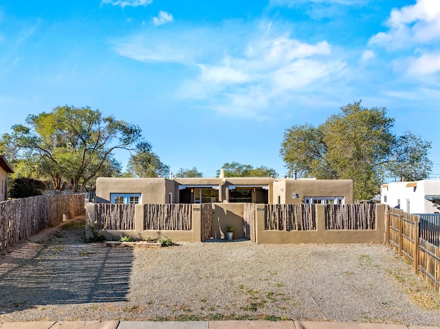 view of front of house