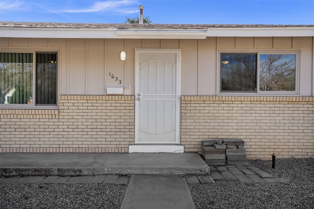 view of property entrance