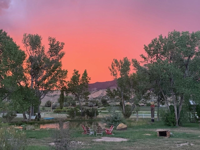 surrounding community featuring a mountain view