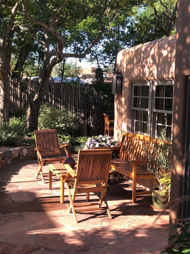 605 Abeyta St, Santa Fe, NM 87505 - view of patio