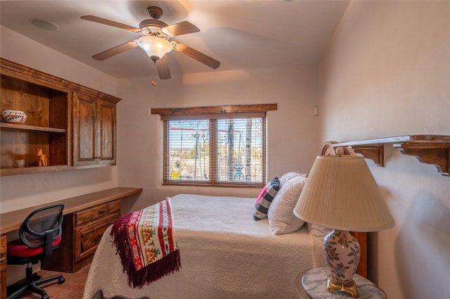 bedroom with ceiling fan