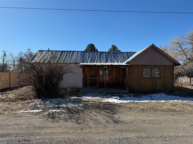 view of front of house