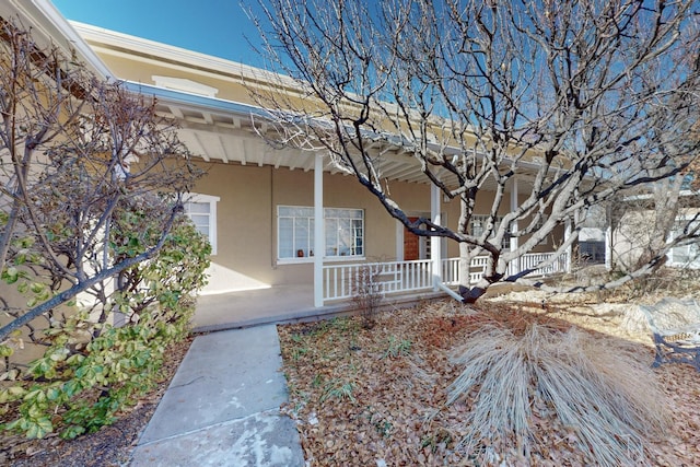 view of front of property with a porch