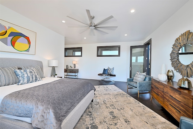 bedroom featuring ceiling fan