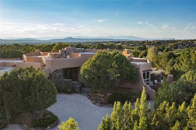 bird's eye view featuring a mountain view