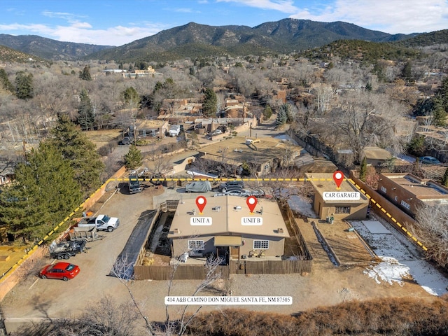 bird's eye view featuring a mountain view