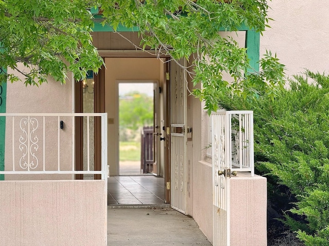 view of entrance to property