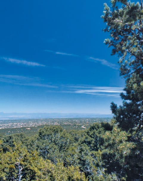 Listing photo 3 for 1144 S Summit Rdg, Santa Fe NM 87501