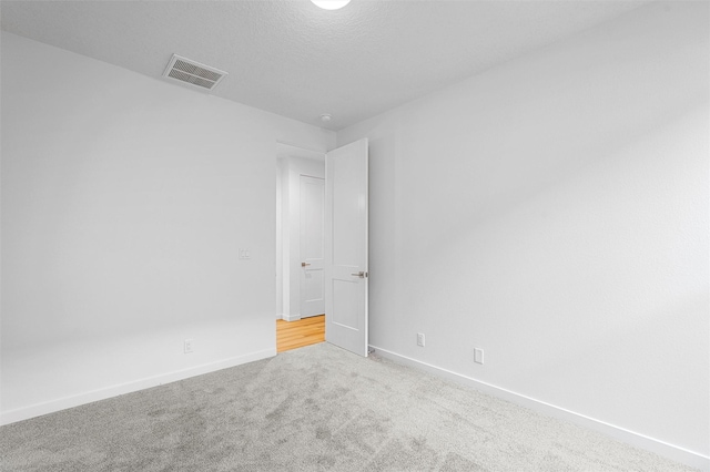 87 Cadena Loop, Los Alamos, NM 87547 - carpeted empty room with baseboards