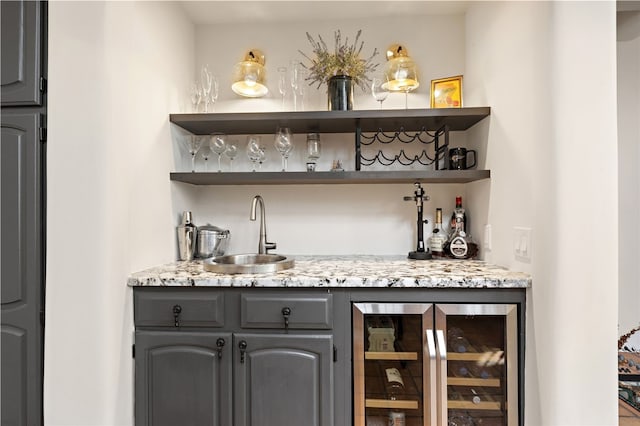 145 Brownell Howland, Santa Fe, NM 87501 - indoor wet bar with beverage cooler