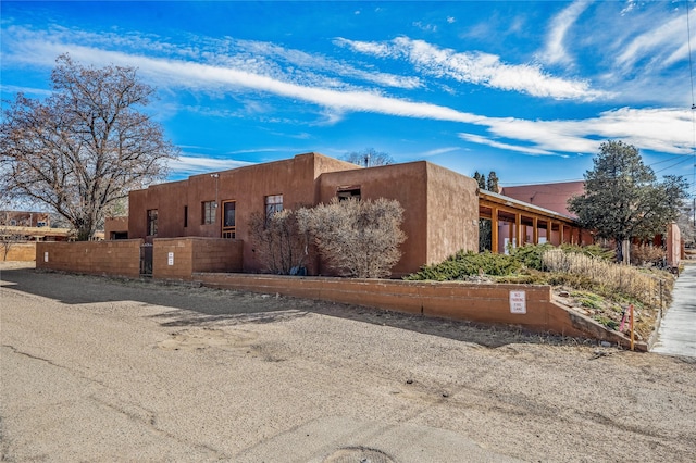 641 Webber St, Santa Fe, NM 87505 - exterior space