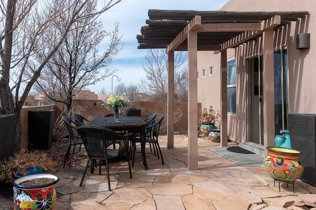 view of patio featuring a pergola