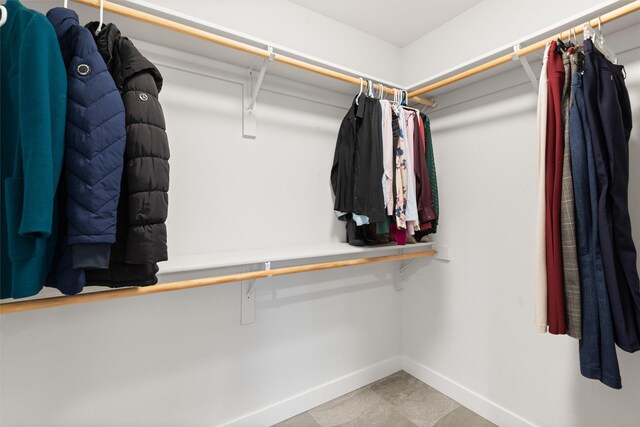 view of spacious closet