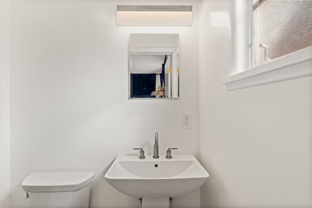 1115 N Luna Cir, Santa Fe, NM 87501 - bathroom with toilet and a sink