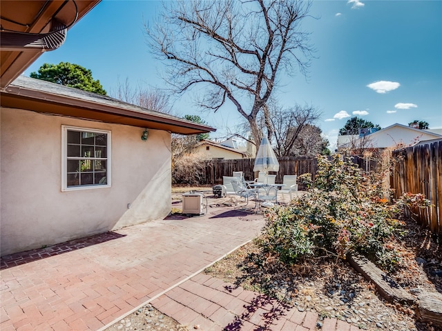 view of patio featuring a fenced backyard