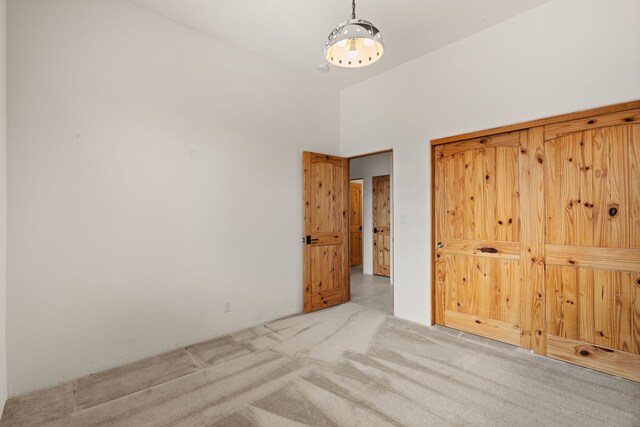 unfurnished bedroom featuring carpet flooring