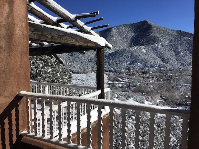 exterior space with a mountain view