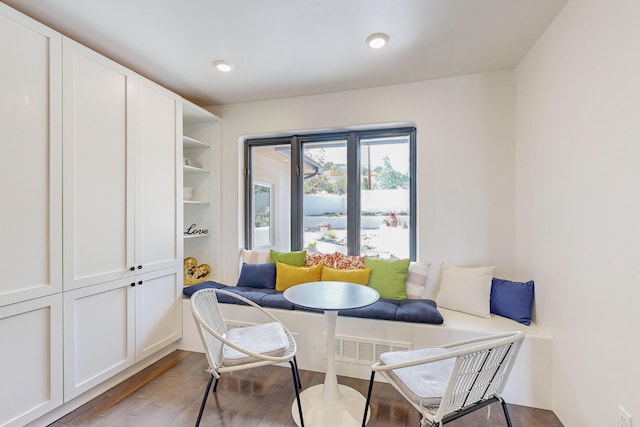 dining space with recessed lighting, breakfast area, and light wood-type flooring