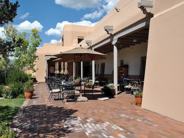 3101 Old Pecos Trl Unit 219, Santa Fe, NM 87505 - view of patio / terrace