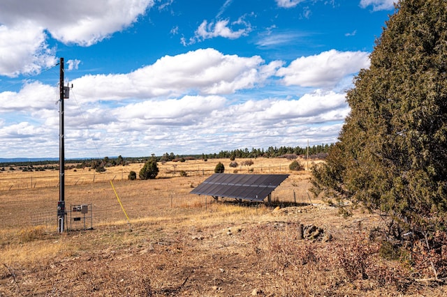 view of yard featuring a rural view