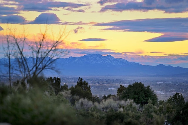 570 Via Arista, Santa Fe, NM 87506 - mountain view