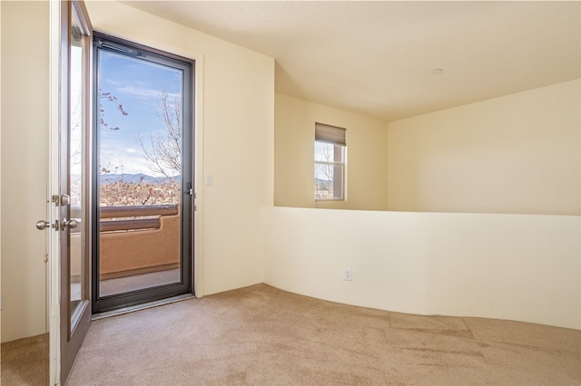 9 E Saddleback Mesa, Santa Fe, NM 87508 - empty room with light carpet