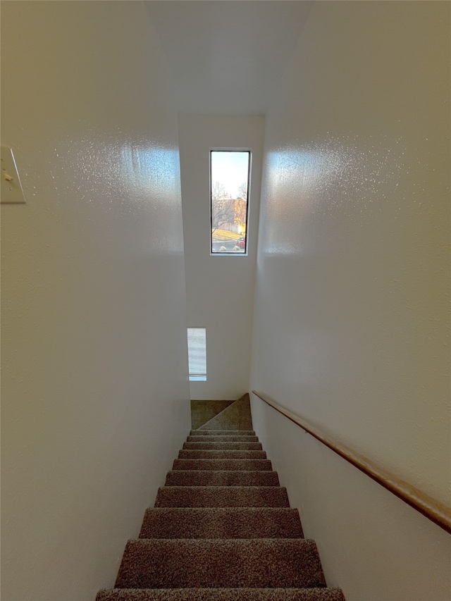 1666 Calle De Oriente Norte, Santa Fe, NM 87507 - view of staircase