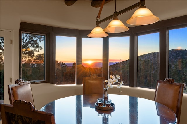6 Overlook Rd, Santa Fe, NM 87505 - view of dining space