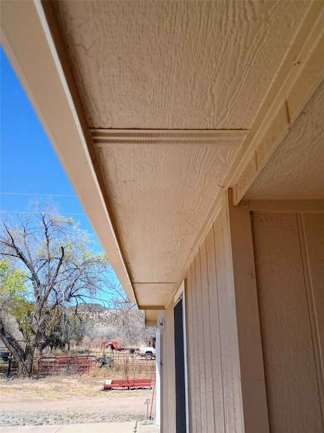 view of exterior details