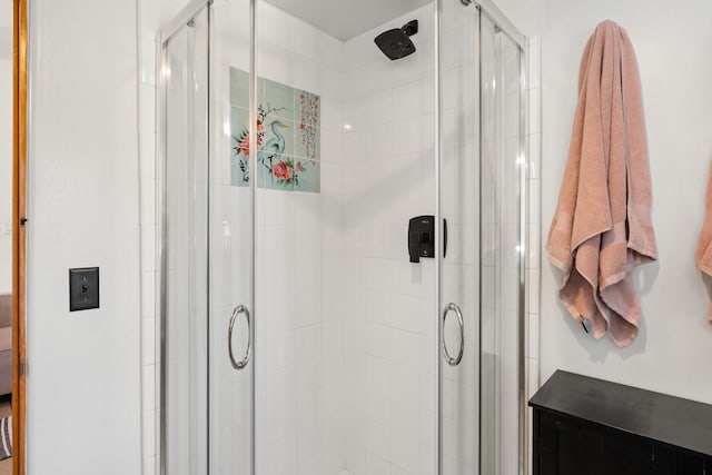 7689 Old Santa Fe Trl Unit C, Santa Fe, NM 87505 - full bathroom with a stall shower
