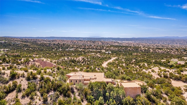 bird's eye view with a mountain view
