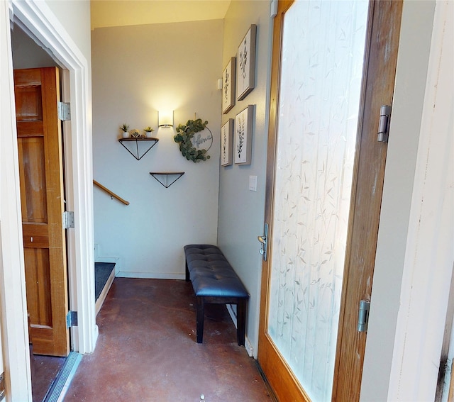 4715 Quemazon, Los Alamos, NM 87544 - hall with concrete flooring and baseboards