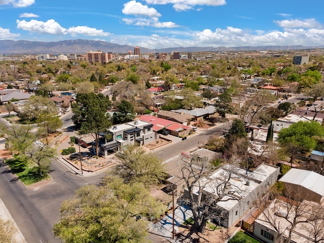 bird's eye view with a mountain view