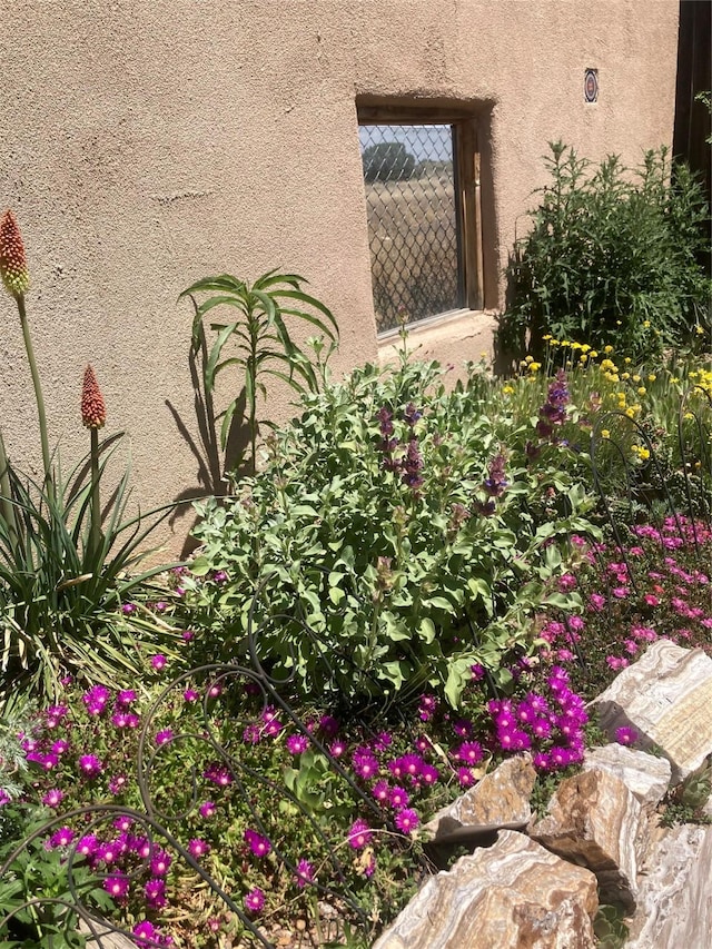 details with stucco siding