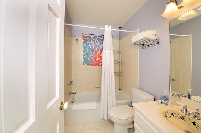 511 Armijo Unit C, Santa Fe, NM 87501 - bathroom with tile patterned floors, vanity, toilet, and shower / bath combination with curtain