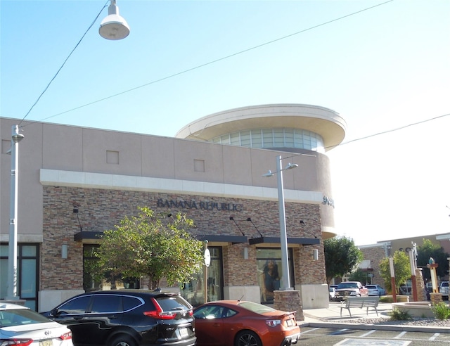 view of building exterior