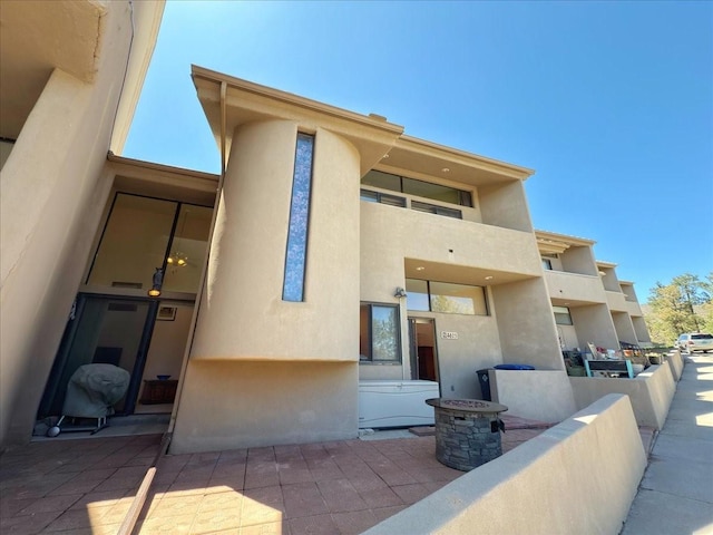 4621 Esperanza, Los Alamos, NM 87544 - view of front of property featuring stucco siding