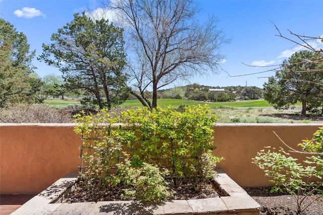 3101 Old Pecos Trl Unit 627, Santa Fe, NM 87505 - view of yard with fence