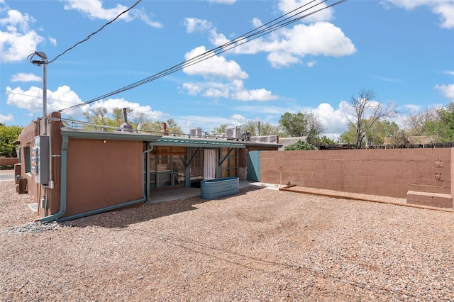 540/542 Franklin Ave, Santa Fe, NM 87501 - exterior space with fence and stucco siding