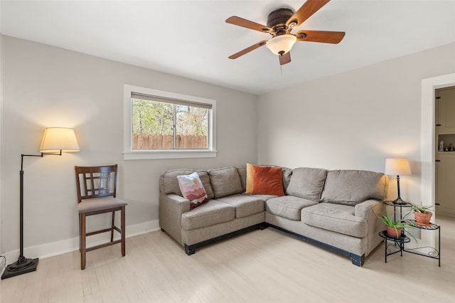540/542 Franklin Ave, Santa Fe, NM 87501 - living area with a ceiling fan, baseboards, and light wood-style flooring