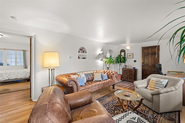 540/542 Franklin Ave, Santa Fe, NM 87501 - living area with wood finished floors