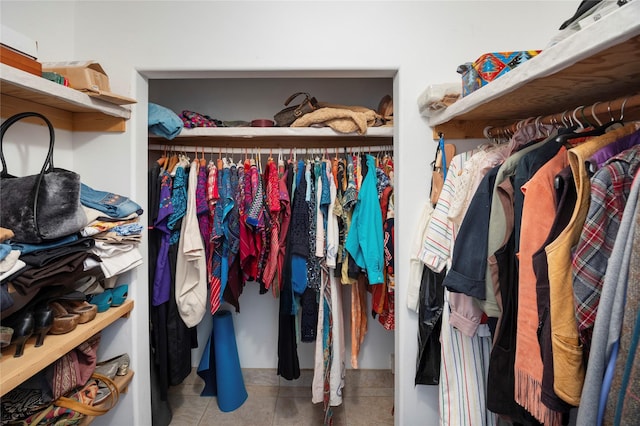 1 Azul Pl, Santa Fe, NM 87508 - walk in closet with tile patterned floors