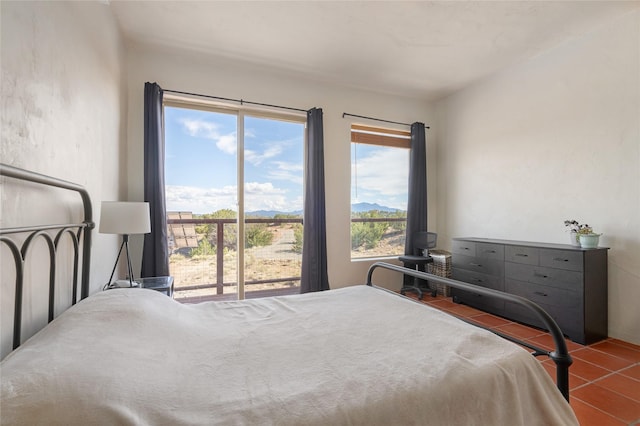 100 Rancho Alegre, Santa Fe, NM 87508 - bedroom featuring access to exterior