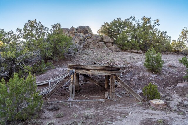 100 Rancho Alegre, Santa Fe, NM 87508 - view of yard