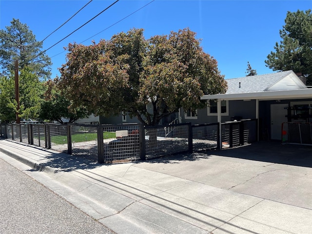 2935 Arizona, Los Alamos, NM 87544 - view of front of property with a fenced front yard and a gate