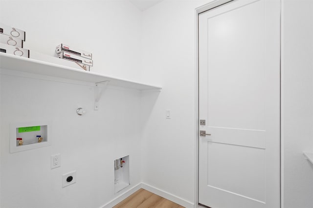 137 Mirador Blvd, Los Alamos, NM 87547 - laundry room featuring washer hookup, hookup for an electric dryer, light wood finished floors, baseboards, and hookup for a gas dryer