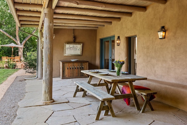 127 County Road 84, Santa Fe, NM 87506 - view of patio / terrace with outdoor dining area