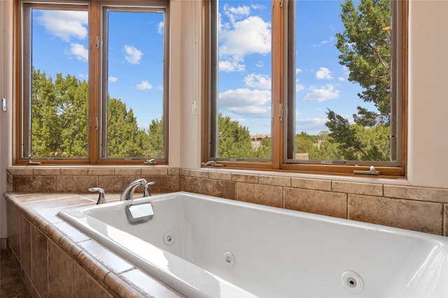 2 Tierra Grande, Santa Fe, NM 87506 - full bath with plenty of natural light and a jetted tub