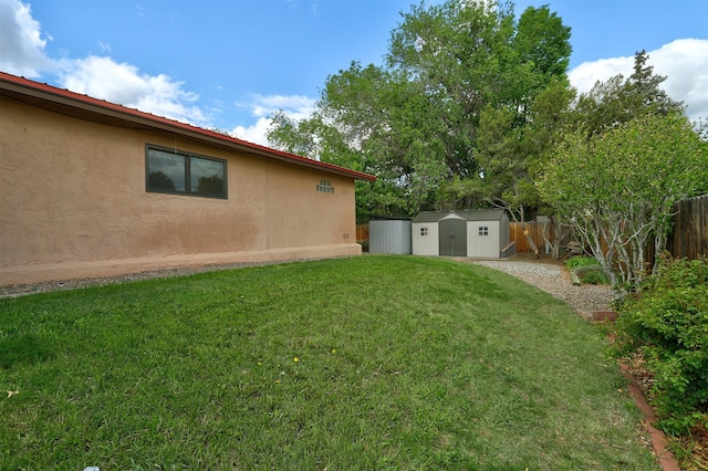 444 Aragon, White Rock, NM 87547 - view of yard