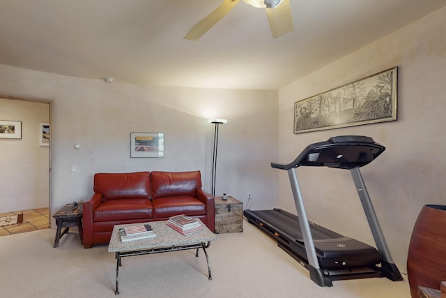 425 Calle Kokopelli, Santa Fe, NM 87501 - carpeted living room with ceiling fan